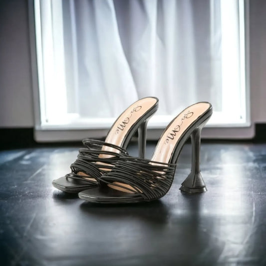 Black Giovanni heels